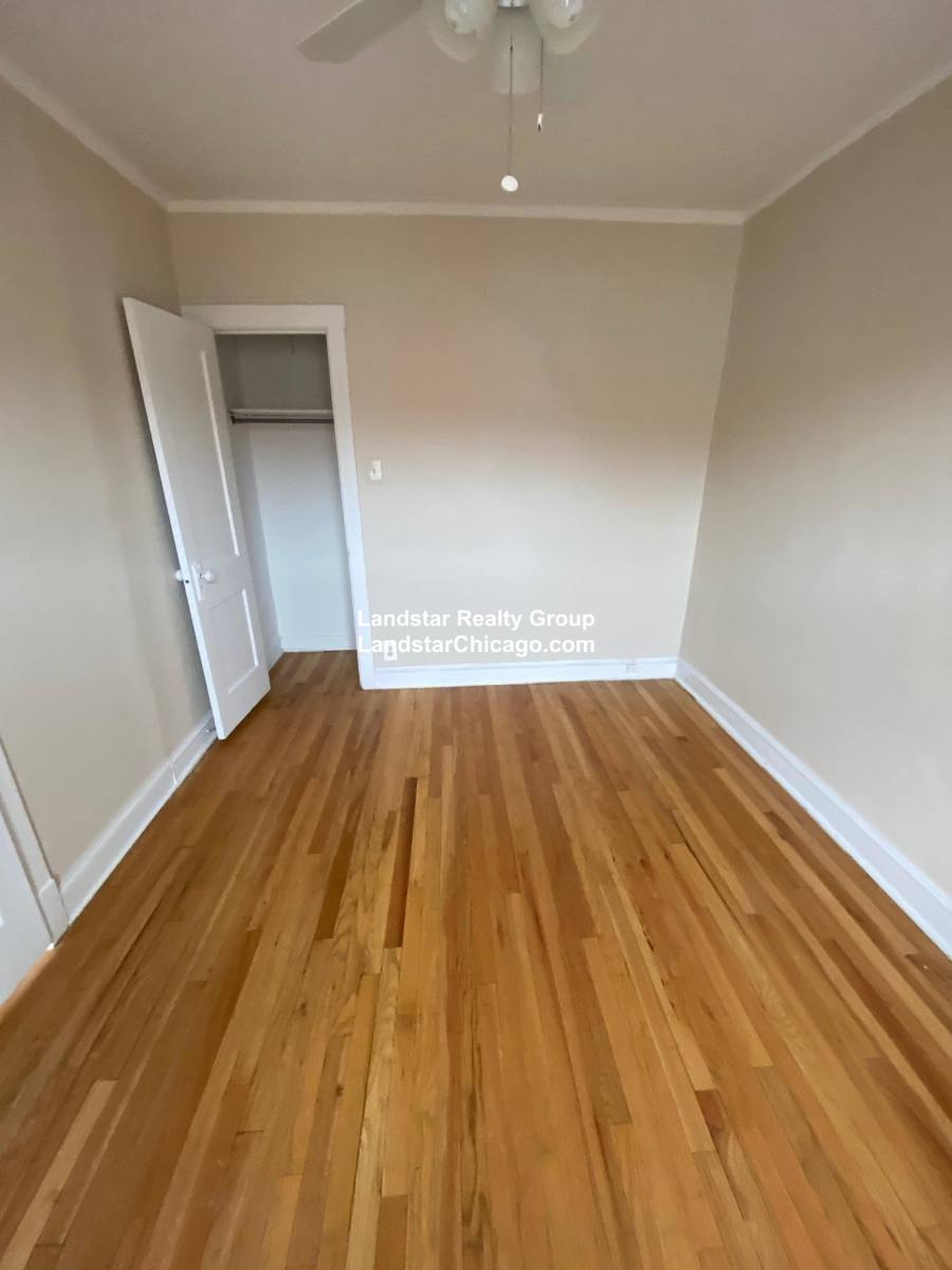Apartment for rent at 2350 W Touhy #3I, Chicago, IL 60645