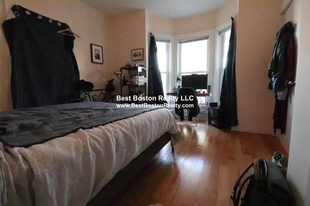 Apartment for rent at 58 School St #1, Somerville, MA 02143