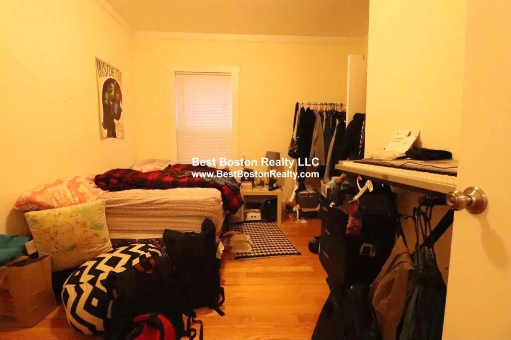 Apartment for rent at 58 School St #1, Somerville, MA 02143