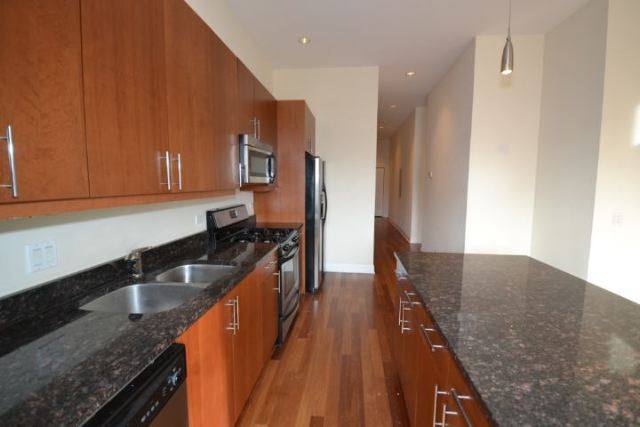 Condo for rent at 1354 Augusta #D102, Chicago, IL 60642