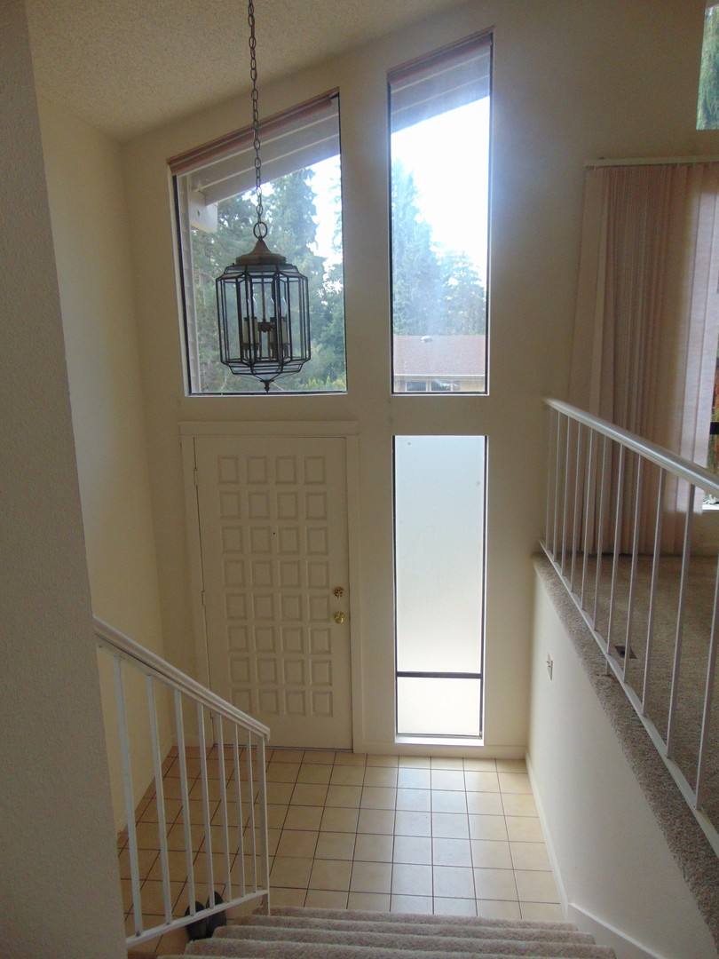 House for rent at 5920 138th Place SE, Bellevue, WA 98006
