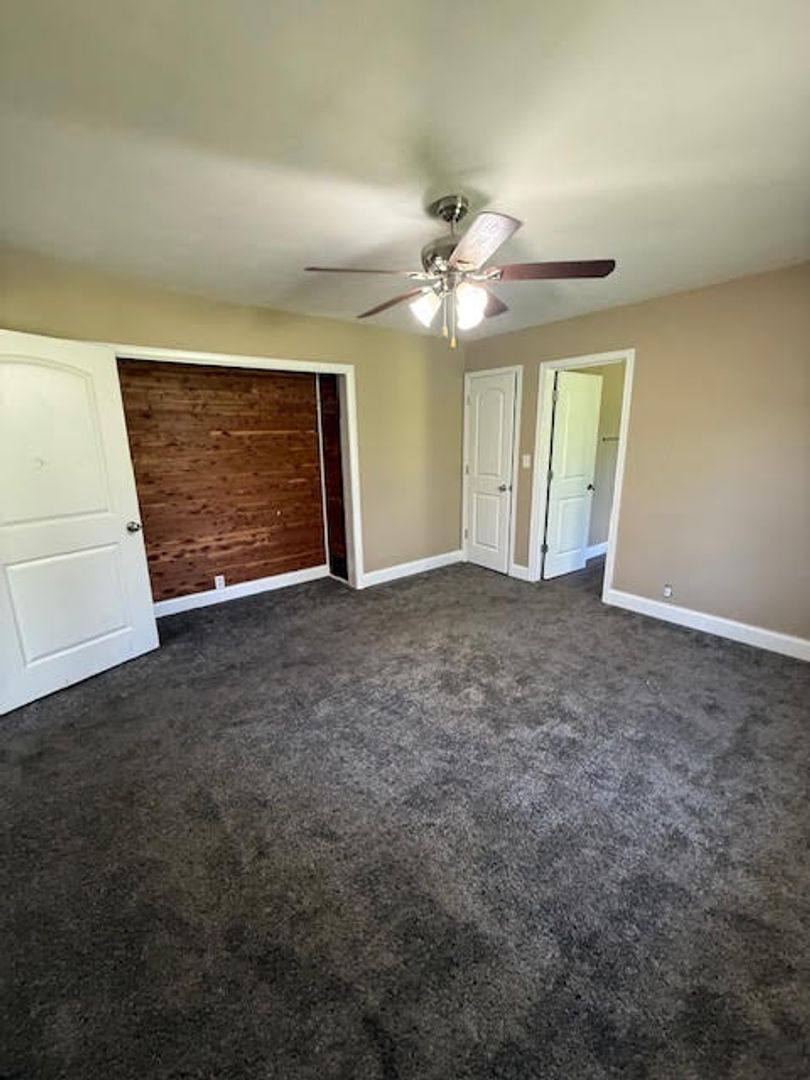 House for rent at 3313 Burnstien Rd, Auburn, IL 62615
