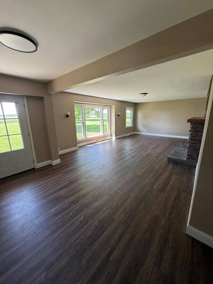 House for rent at 3313 Burnstien Rd, Auburn, IL 62615