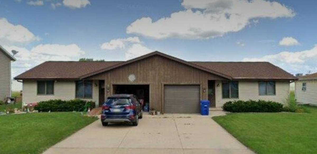 Apartment for rent at 2117-2119 Country Lane, Neenah, WI 54956