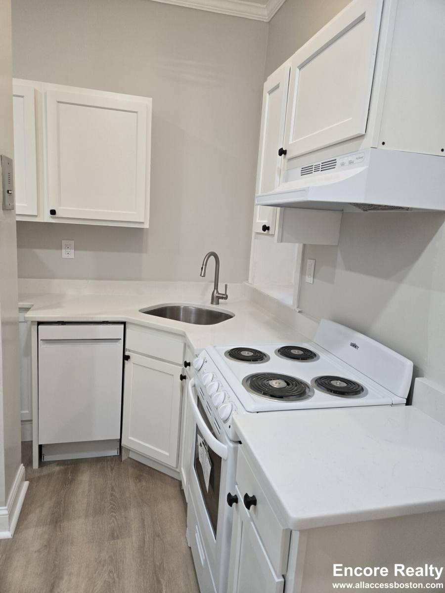 Apartment for rent at 1193 Commonwealth Ave #11, Allston, MA 02134