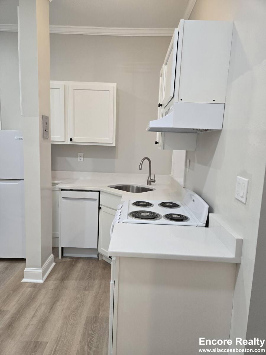 Apartment for rent at 1193 Commonwealth Ave #11, Allston, MA 02134