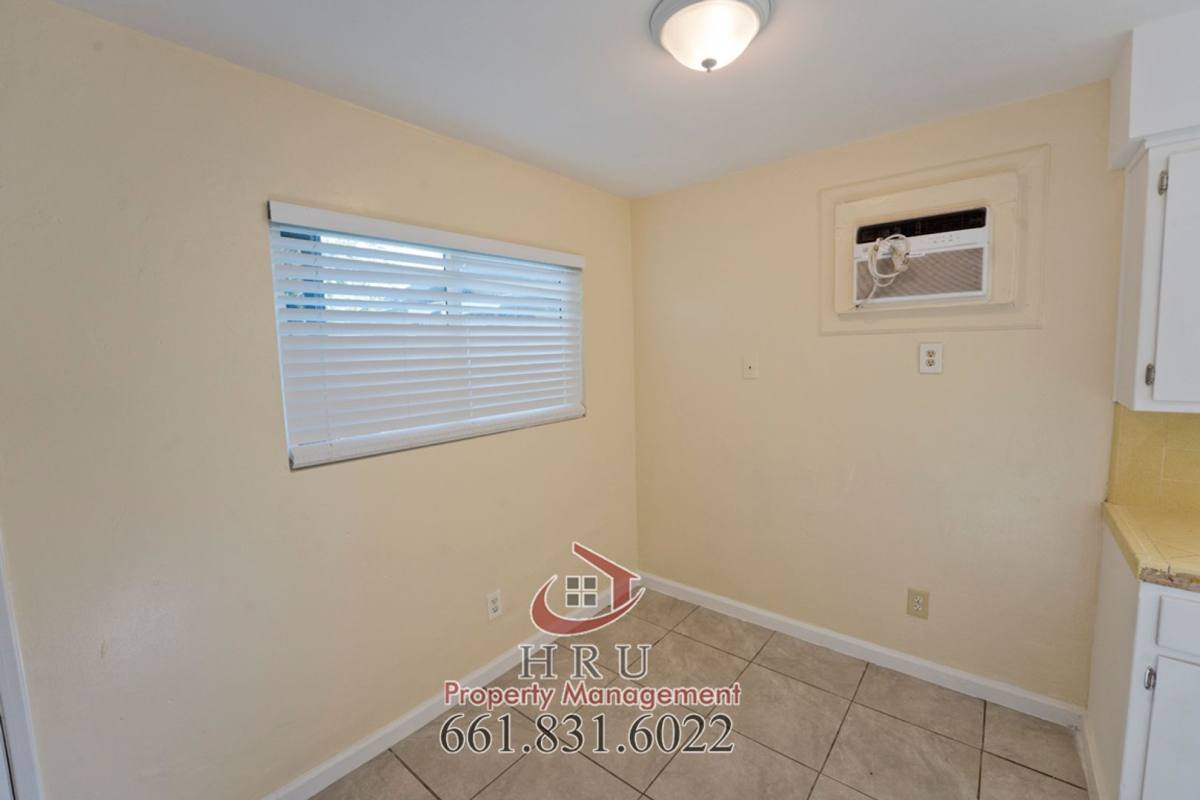 Apartment for rent at 126 Wilson Ave, Bakersfield, CA 93308