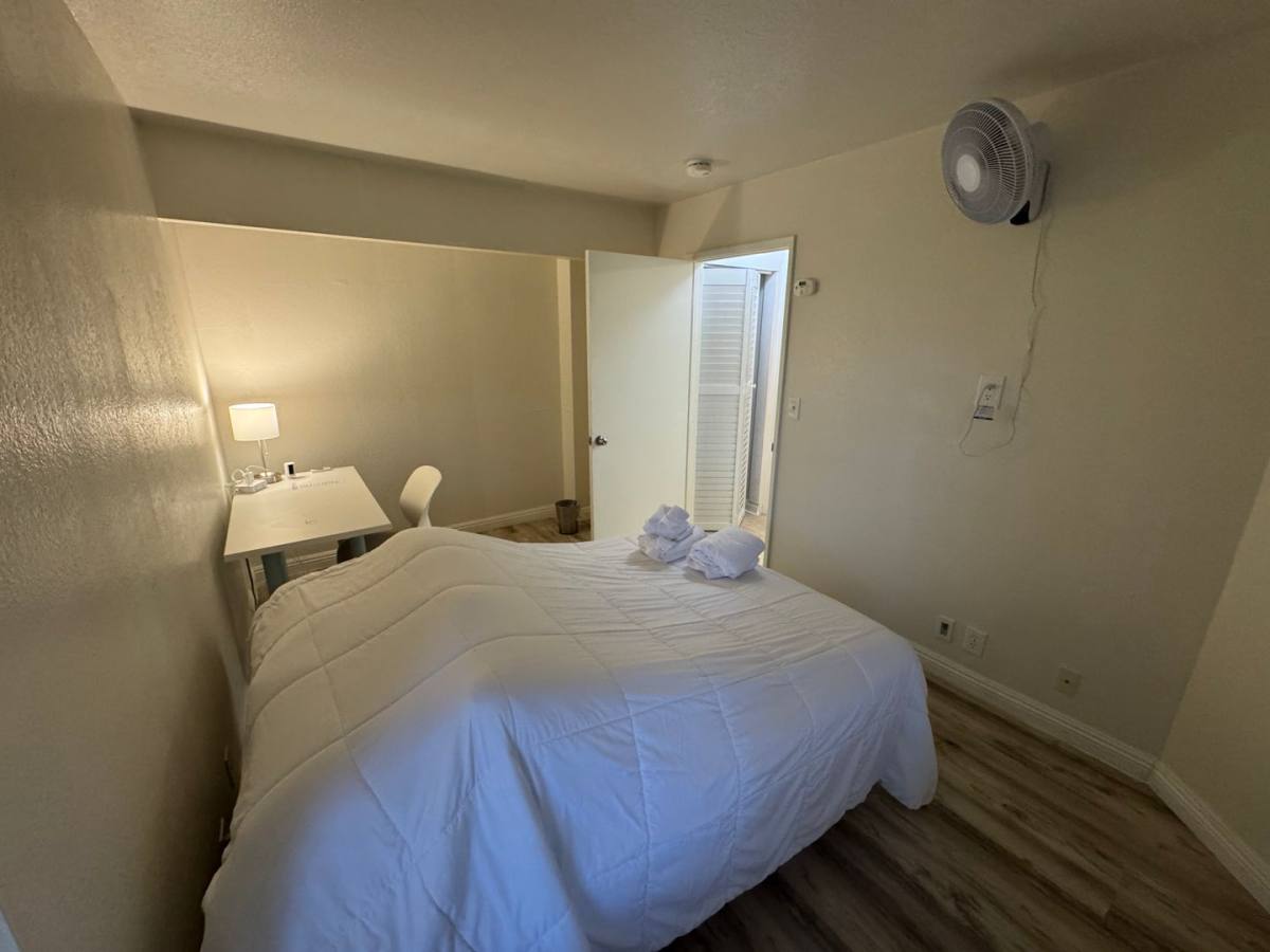 Apartment for rent at 520 Elm, Las Vegas, NV 89169
