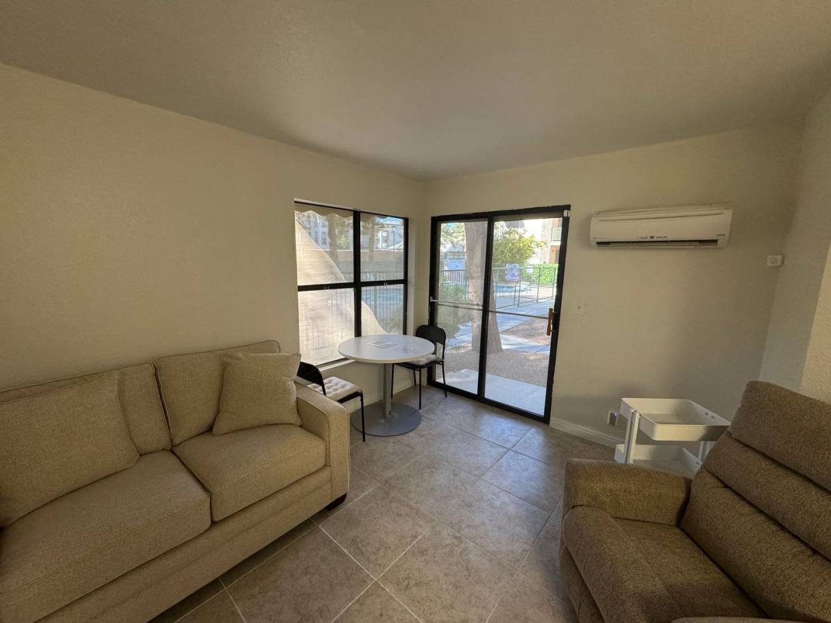 Apartment for rent at 520 Elm, Las Vegas, NV 89169