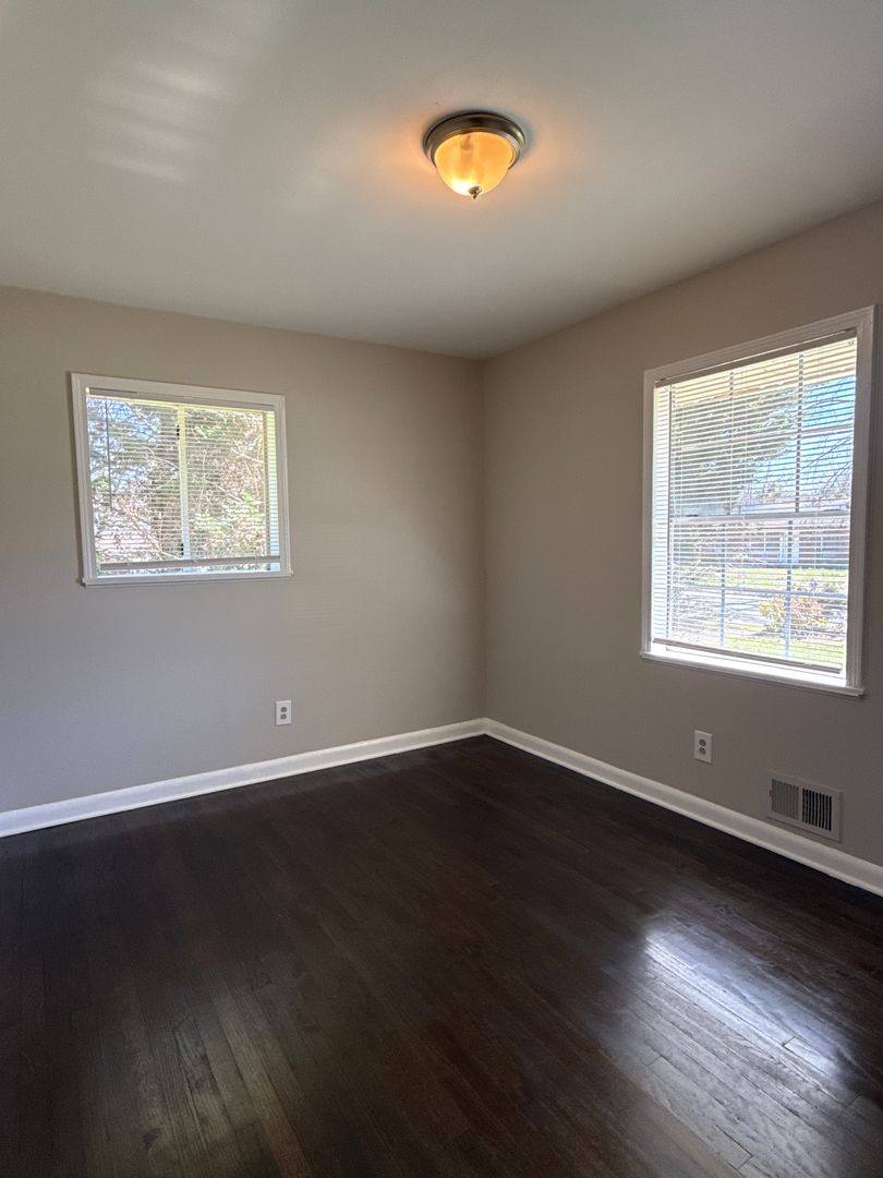 House for rent at 850 King Rd, Jonesboro, GA 30236