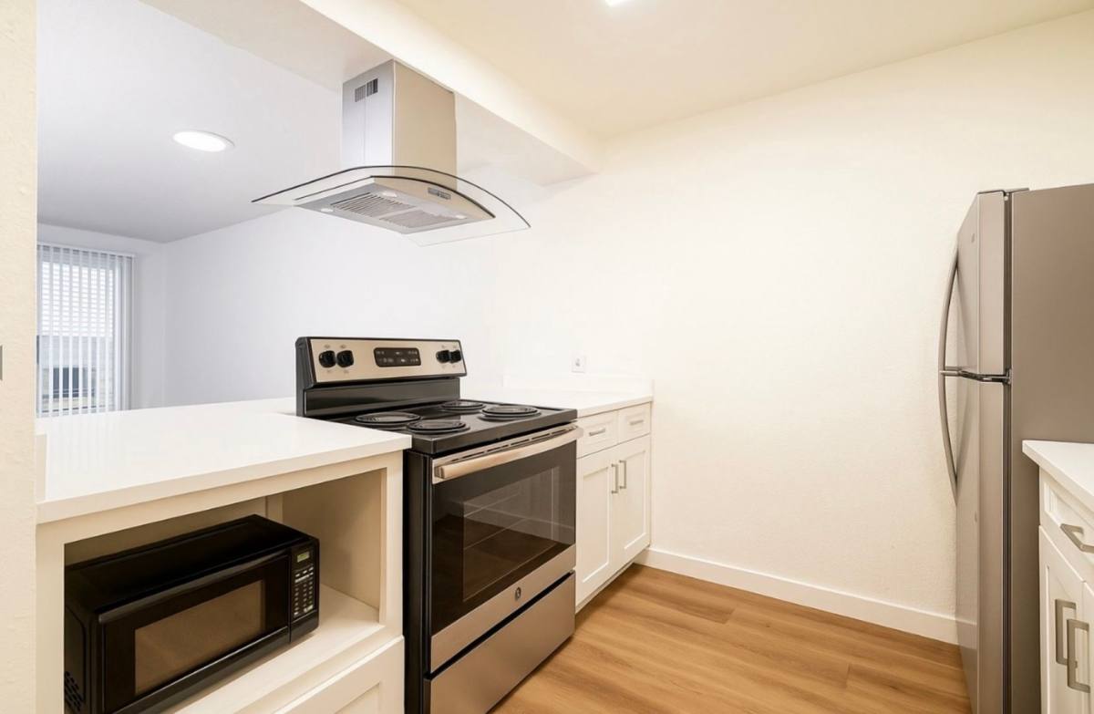 Apartment for rent at 5701 & 5707 Highway Place, Everett, WA 98203