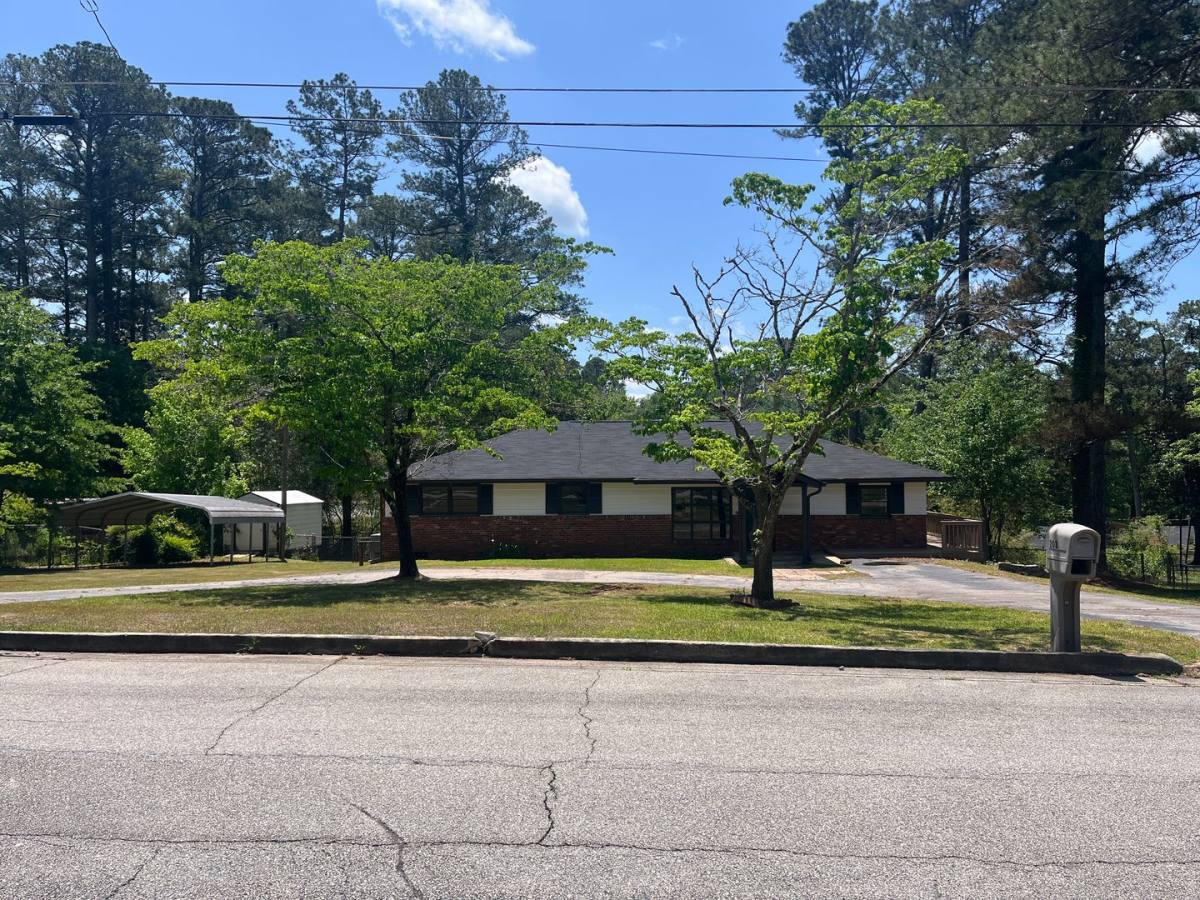 House for rent at 203 S Chilton Crescent, Lagrange, GA 30240