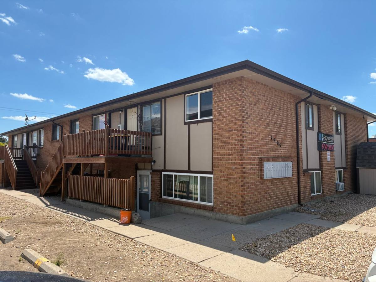 Apartment for rent at 2905 Glendale Dr, Evans, CO 80620