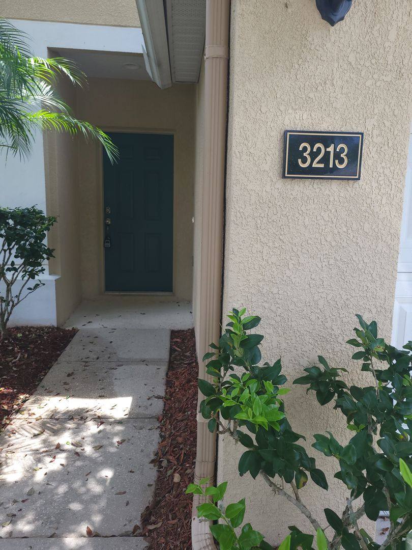 House for rent at 3213 Kingstown Court, Orlando, FL 32825