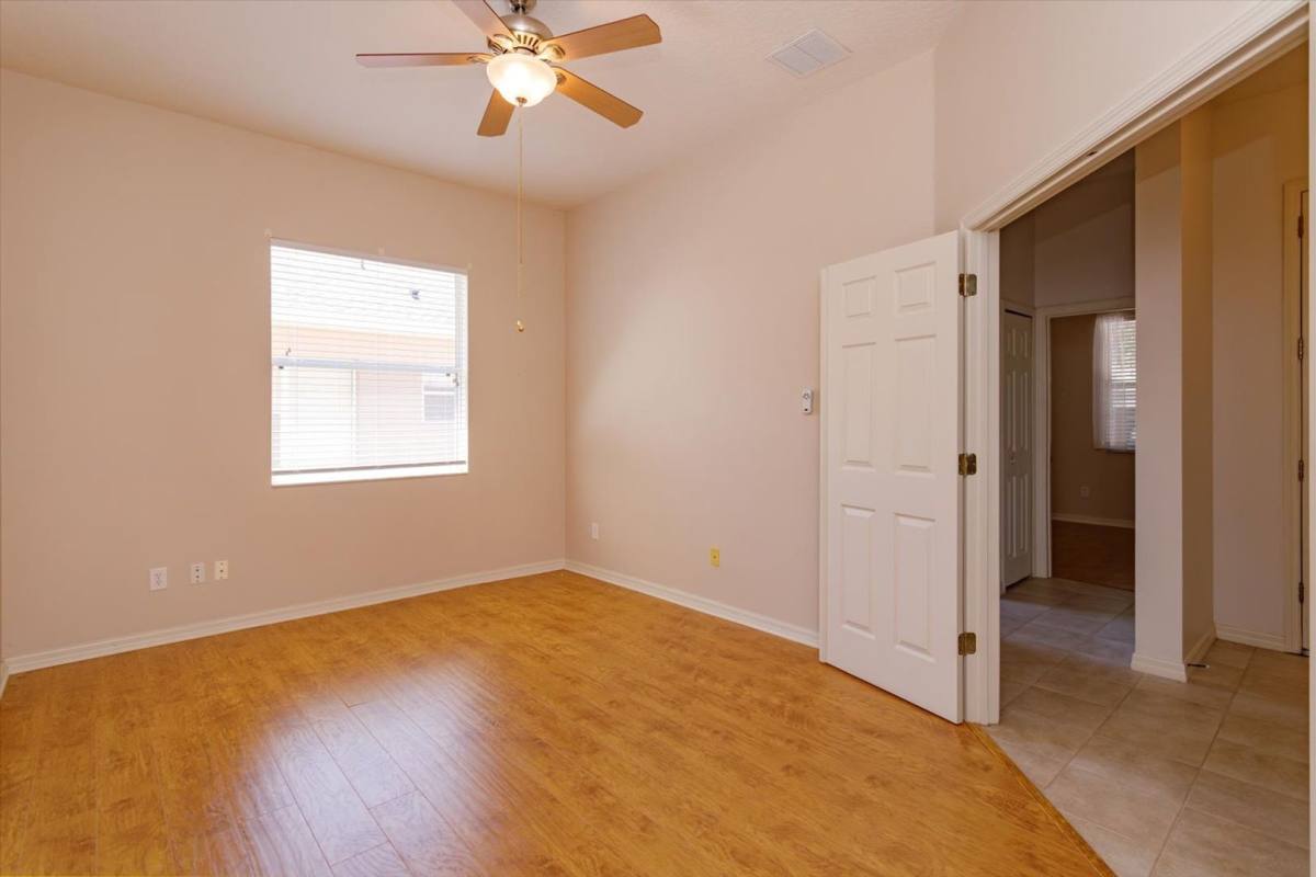House for rent at 120 Crepe Myrtle Dr, Groveland, FL 34736