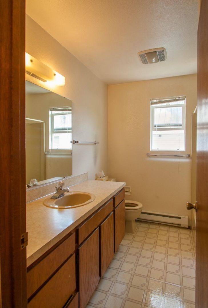 Apartment for rent at 2116 Mill Ave, Bellingham, WA 98225