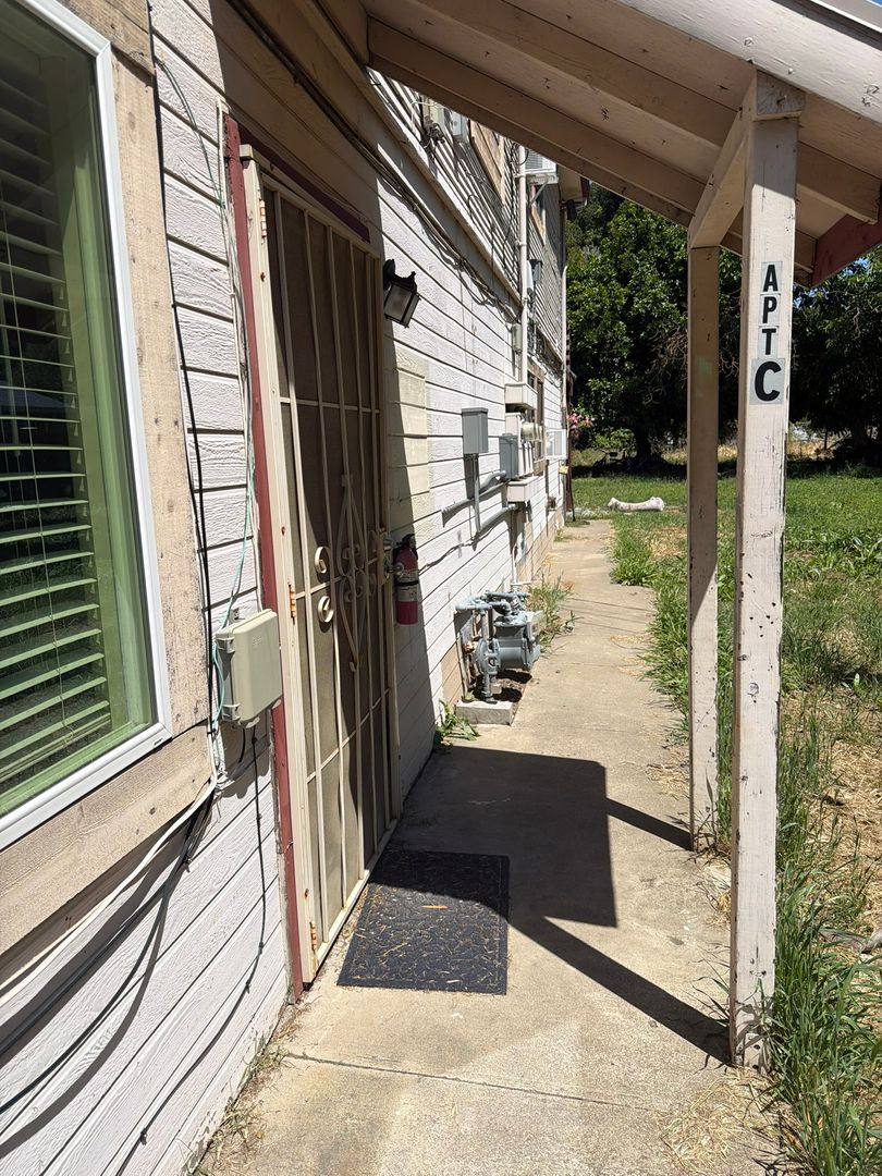 Apartment for rent at 535 N Harbor Blvd, West Sacramento, CA 95605