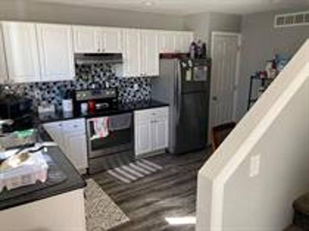 House for rent at 1717 Rockhill Rd, Manhattan, KS 66502