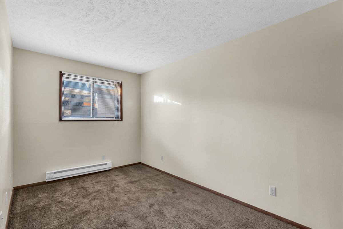 Apartment for rent at 305 Prospect, Bloomington, IL 61704