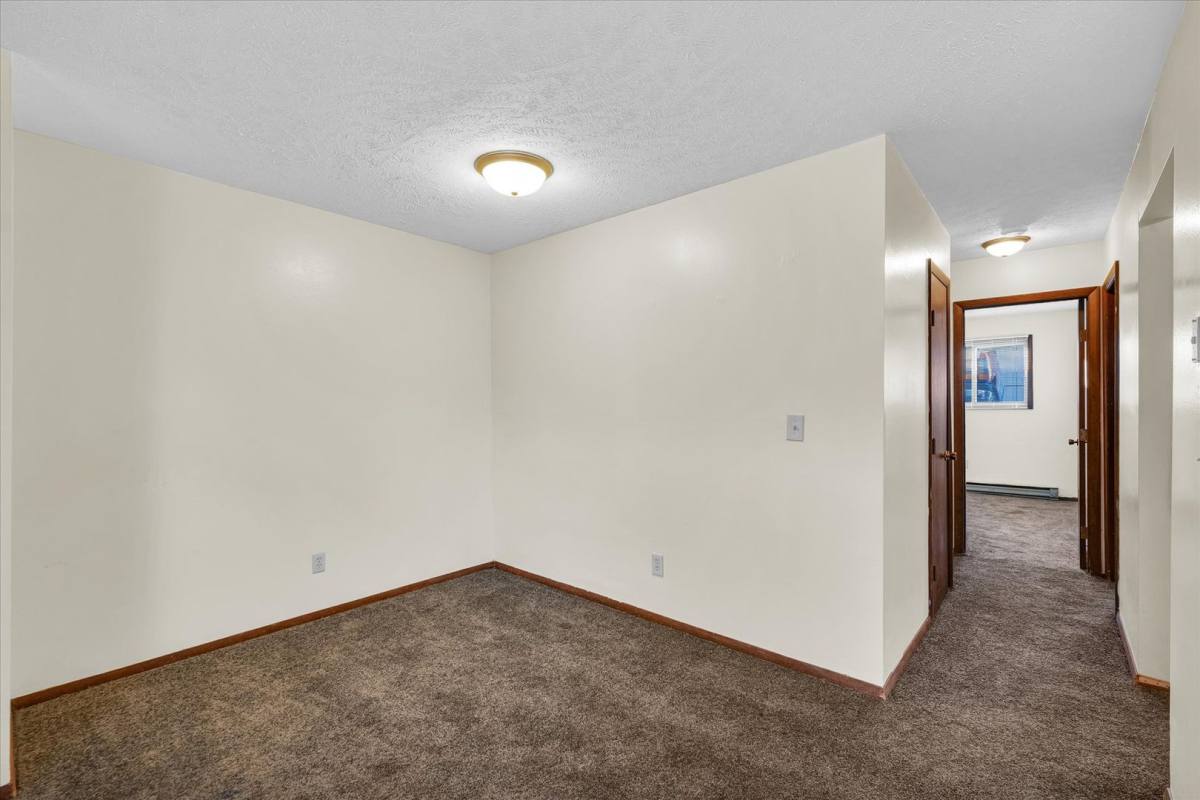 Apartment for rent at 305 Prospect, Bloomington, IL 61704