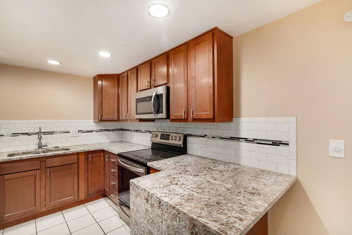 Condo for rent at 701 Pearl St, Denver, CO 80203