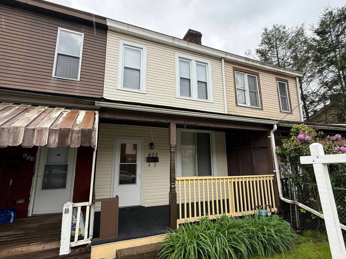 House for rent at 602 E 17th St, Homestead, PA 15120