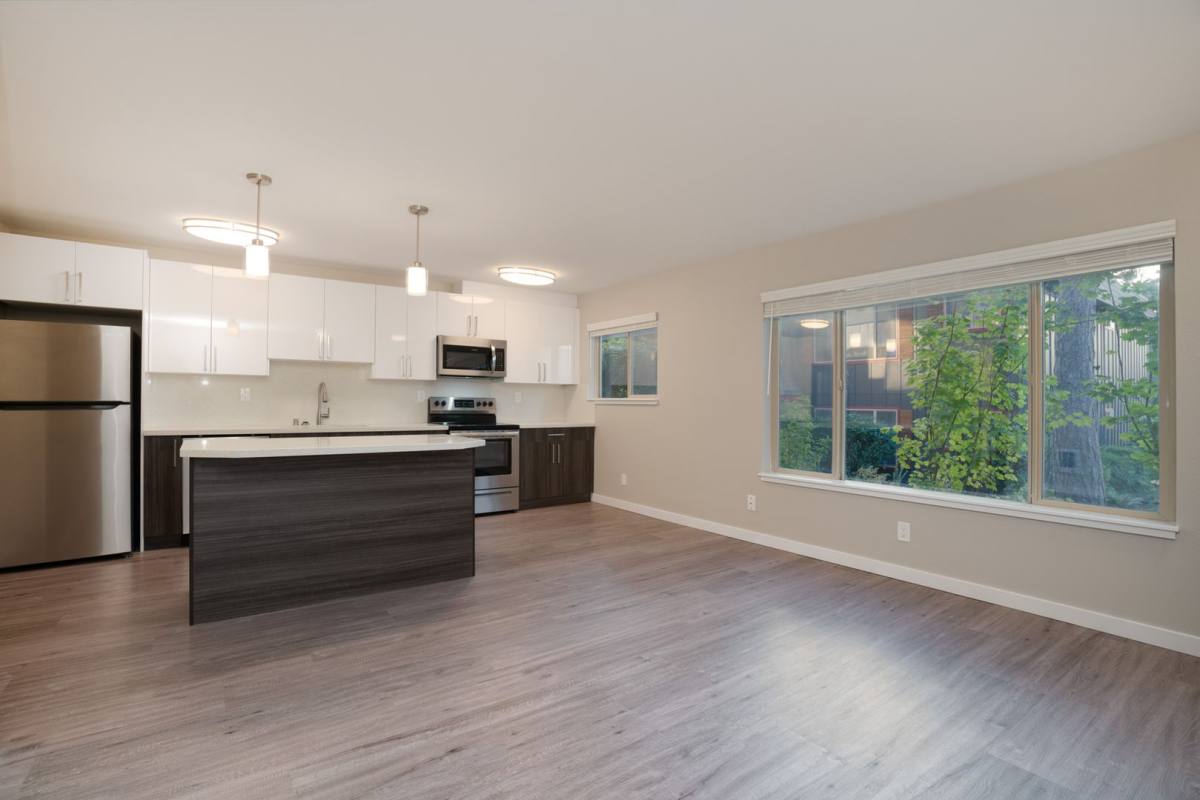 Apartment for rent at 410 102nd Ave SE, Bellevue, WA 98004