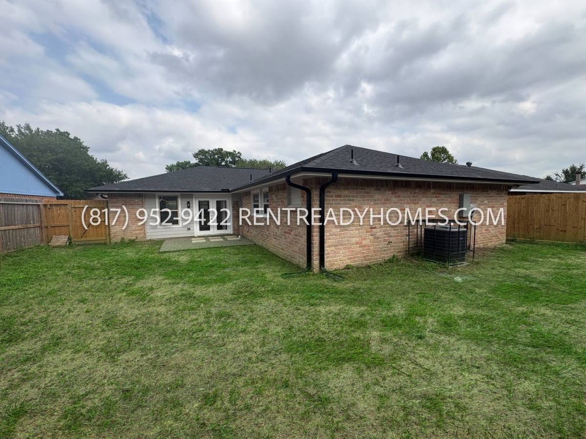 House for rent at 7810 Birchbark Dr, Humble, TX 77338