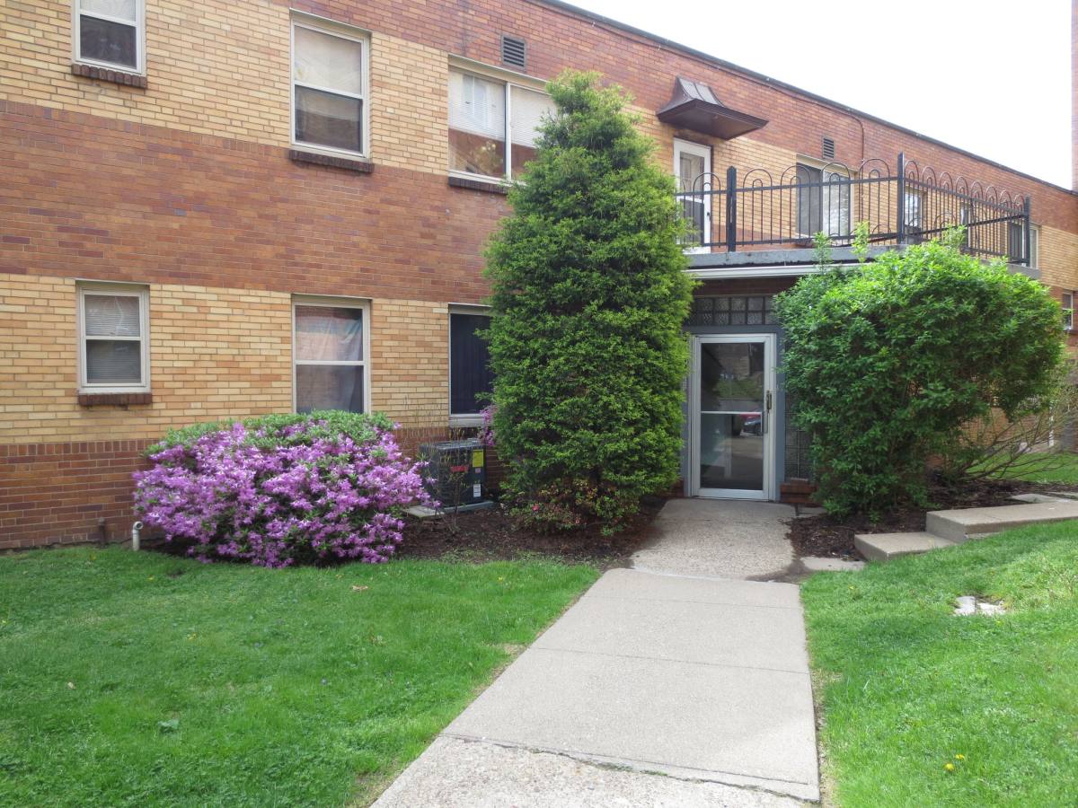 Apartment for rent at 5712 Phillips Ave, Pittsburgh, PA 15217