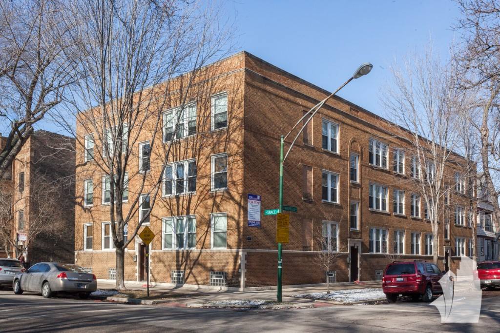 Apartment for rent at 1636 W Grace St #1, Chicago, IL 60613