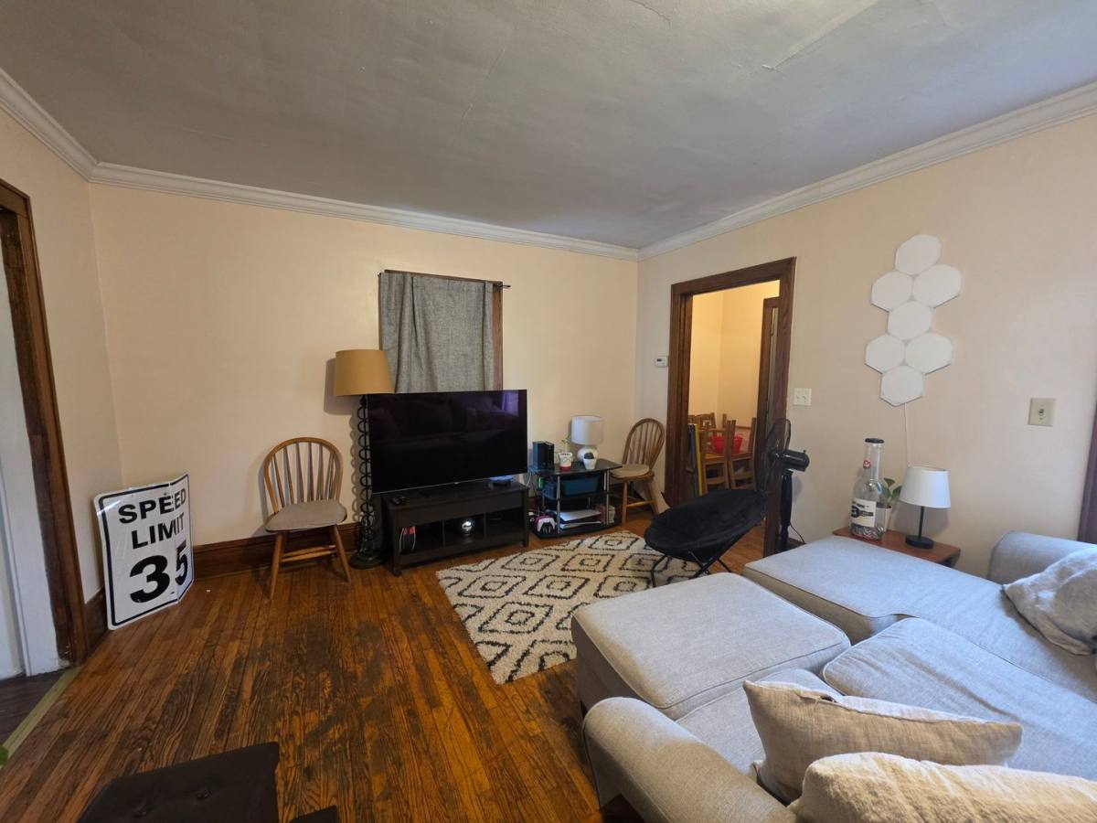 Apartment for rent at 338 College Ave, Kent, OH 44240