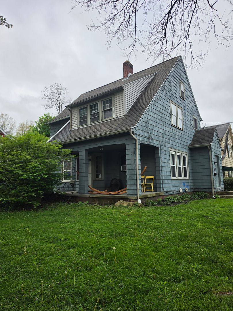 Apartment for rent at 338 College Ave, Kent, OH 44240