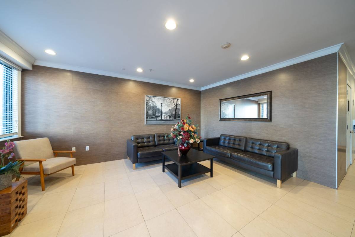 Apartment for rent at 85 Maple St, Weehawken, NJ 07086