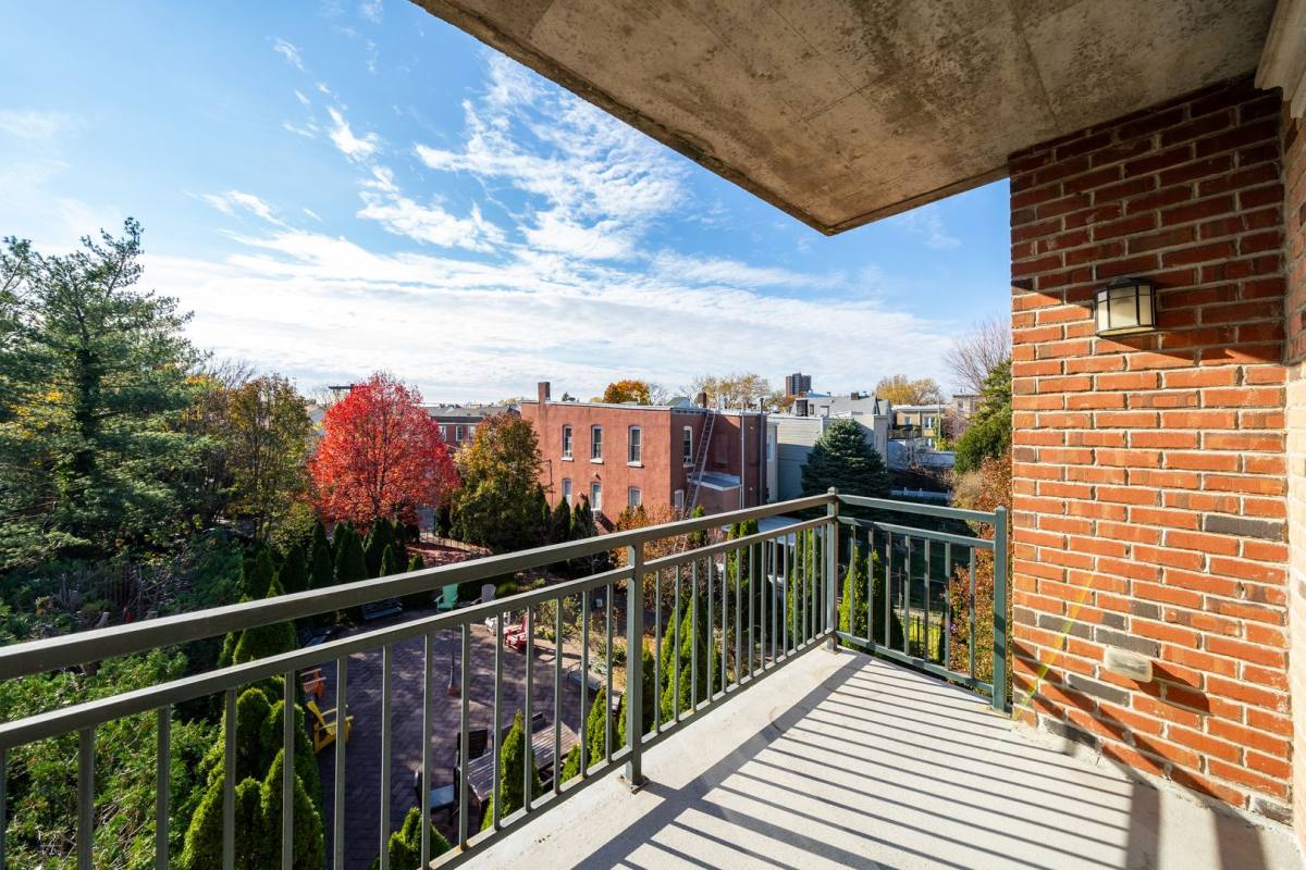 Apartment for rent at 85 Maple St, Weehawken, NJ 07086