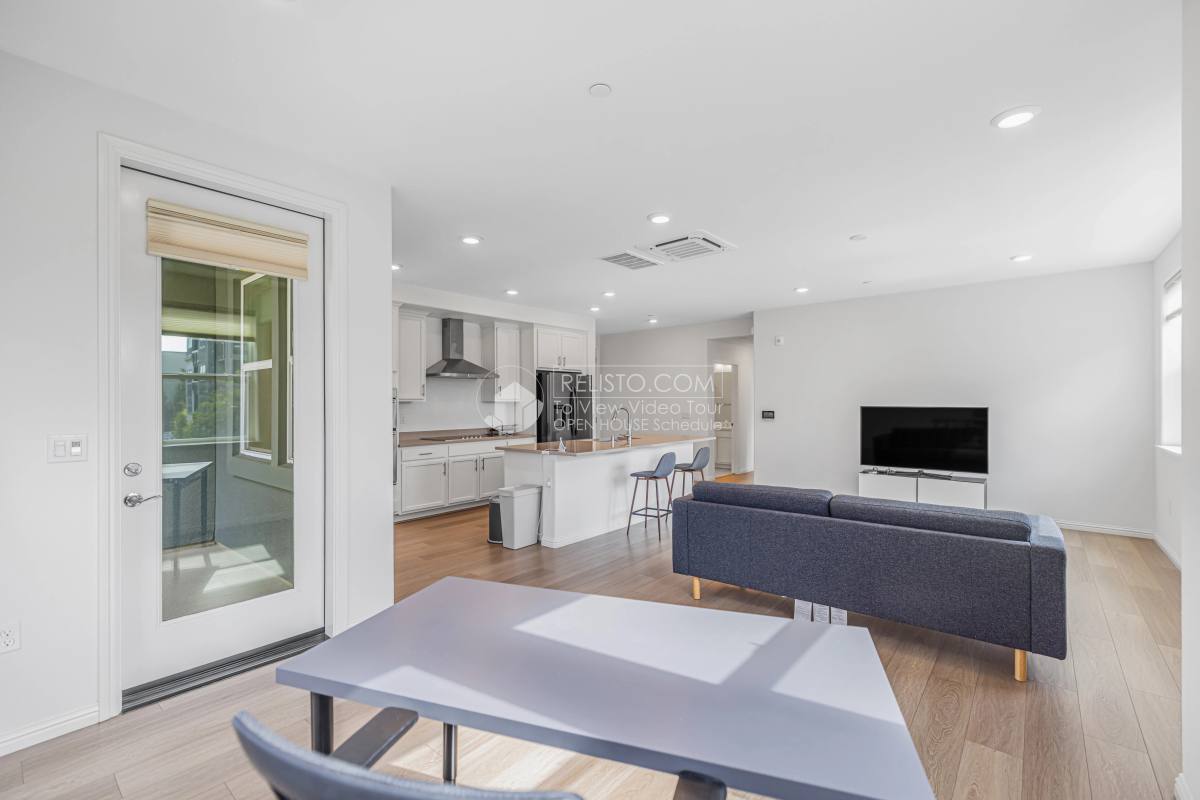 Condo for rent at 2852 5th St, Alameda, CA 94501