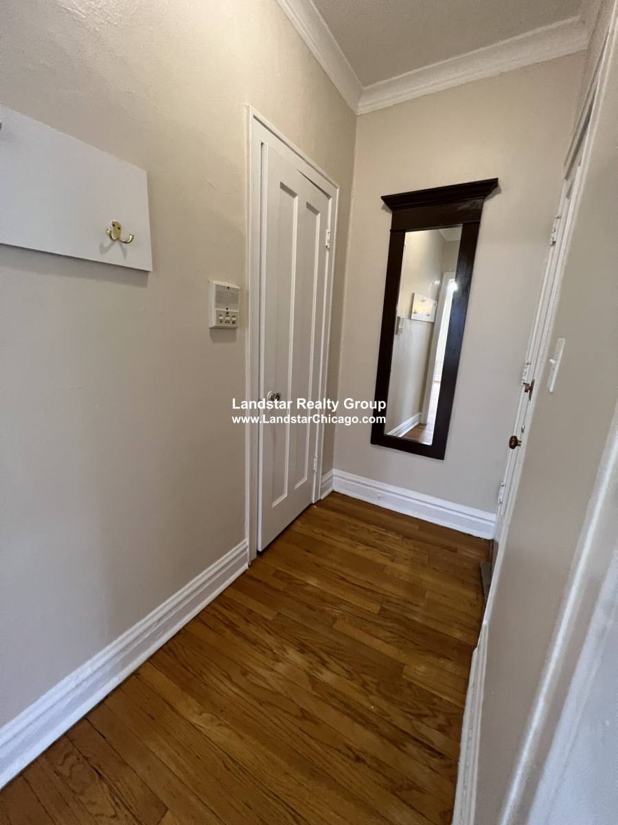Apartment for rent at 4937 Whipple #2W, Chicago, IL 60625