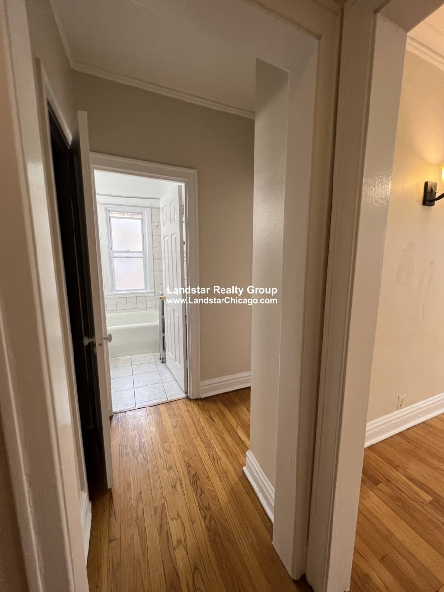 Apartment for rent at 4937 Whipple #2W, Chicago, IL 60625