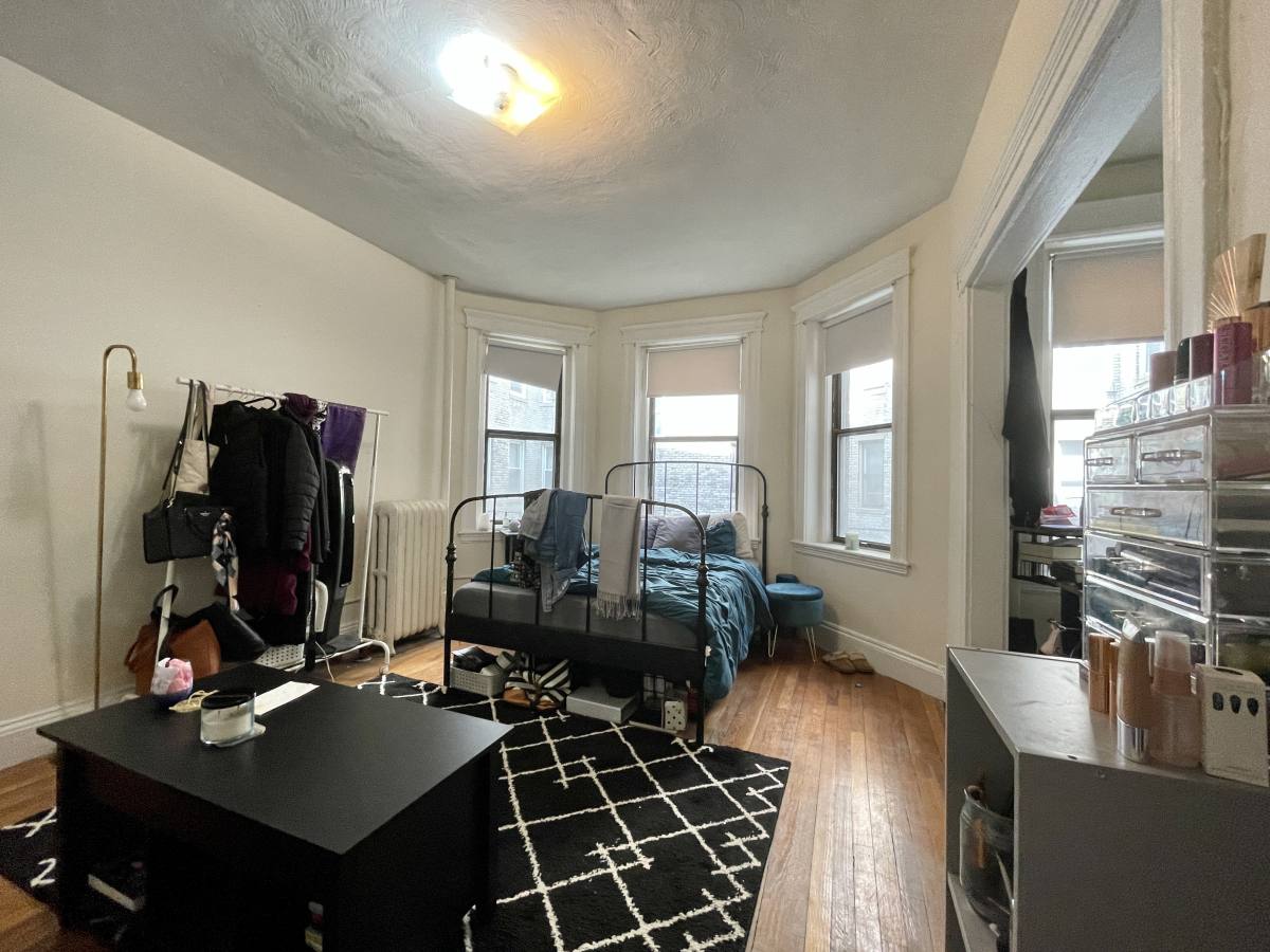 Apartment for rent at 1144 Commonwealth Ave #3, Allston, MA 02134