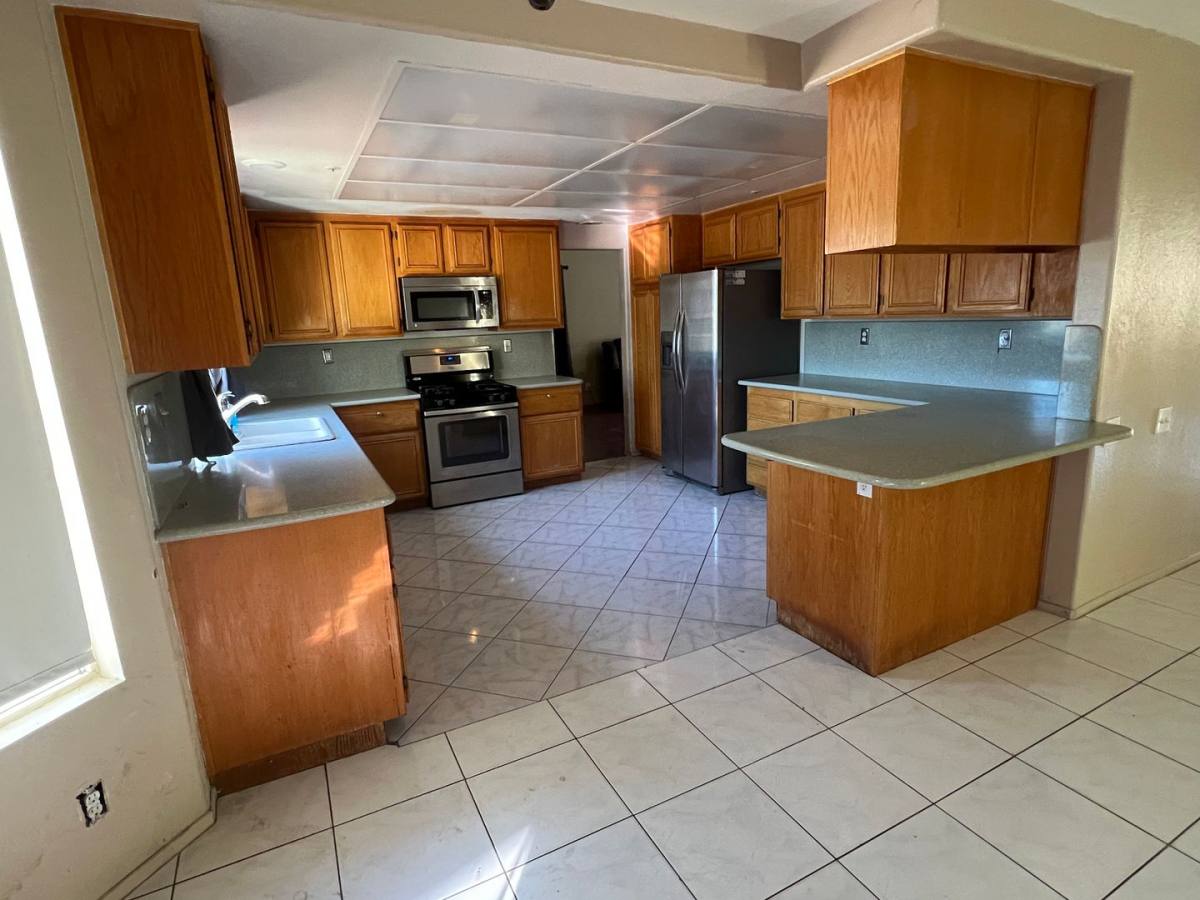 House for rent at 7834 Boxwood Court, Highland, CA 92346