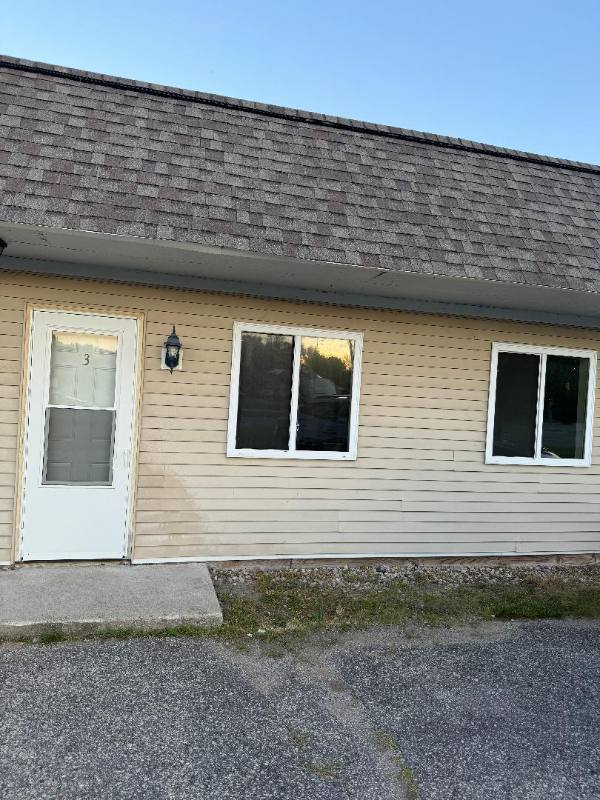 Apartment for rent at 3850 N Shore Dr #3, Menominee, MI 49858