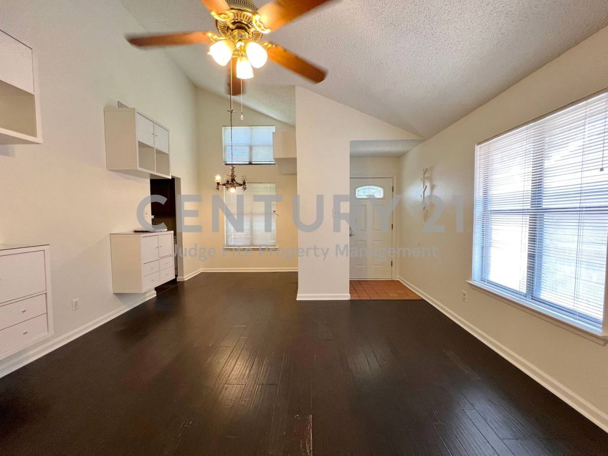 House for rent at 1150 Suburban St, Cedar Hill, TX 75104