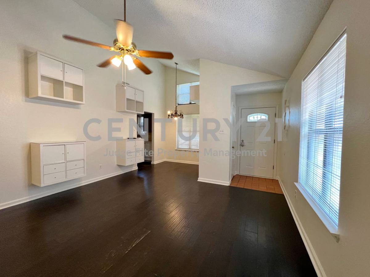House for rent at 1150 Suburban St, Cedar Hill, TX 75104