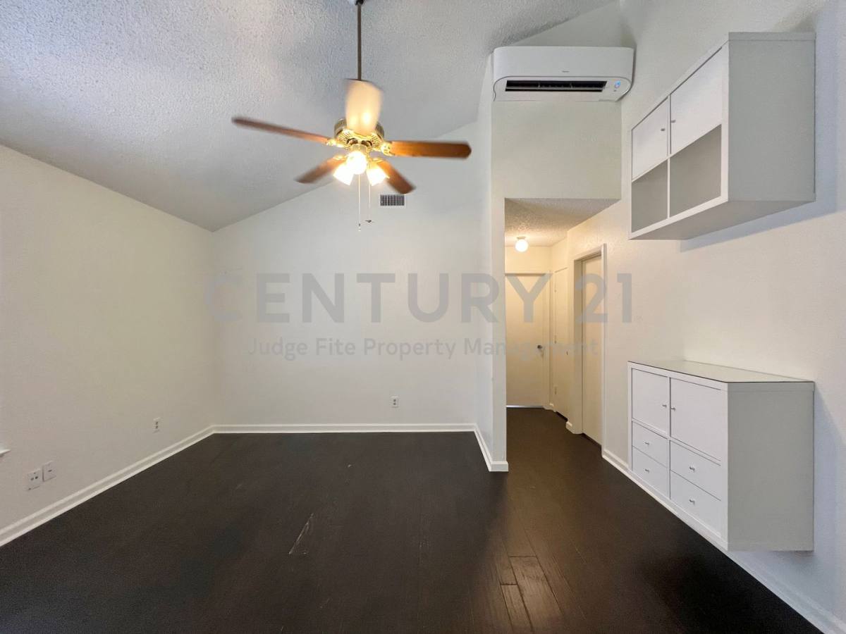 House for rent at 1150 Suburban St, Cedar Hill, TX 75104