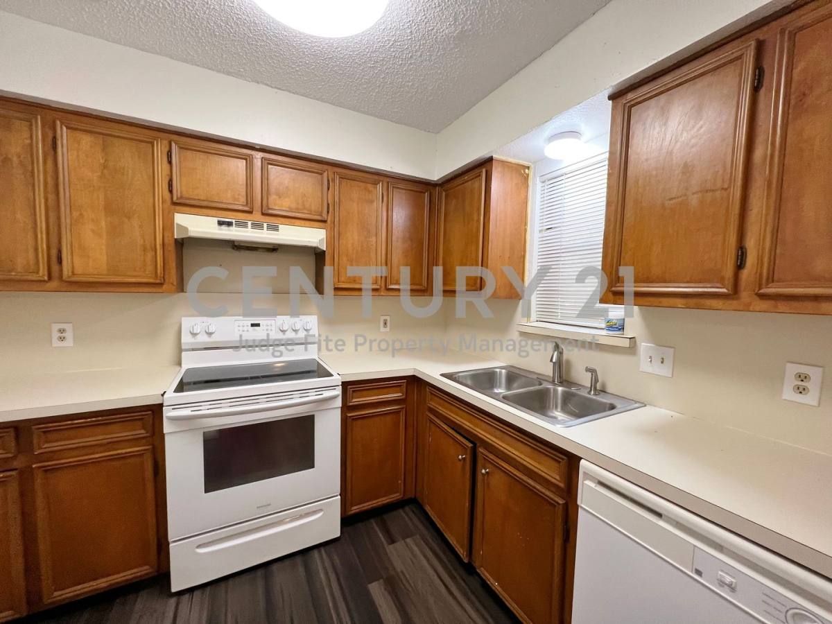 House for rent at 1150 Suburban St, Cedar Hill, TX 75104