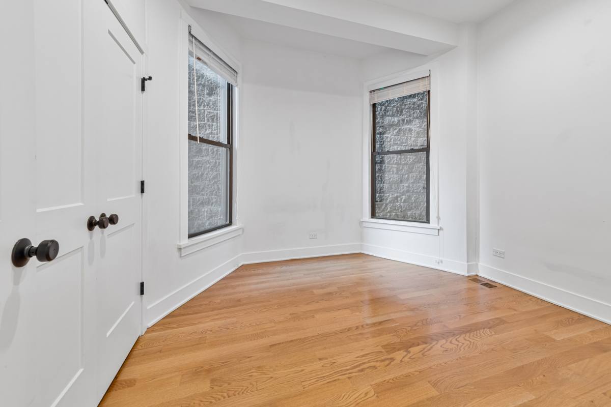 Apartment for rent at 3517 Reta #2R, Chicago, IL 60657
