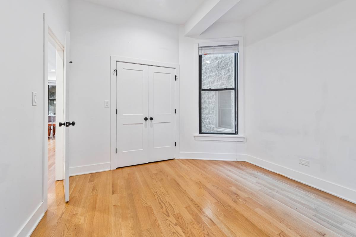 Apartment for rent at 3517 Reta #2R, Chicago, IL 60657