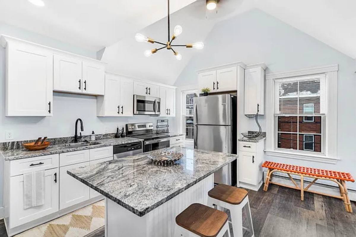 Apartment for rent at 48 Sever St, Worcester, MA 01609