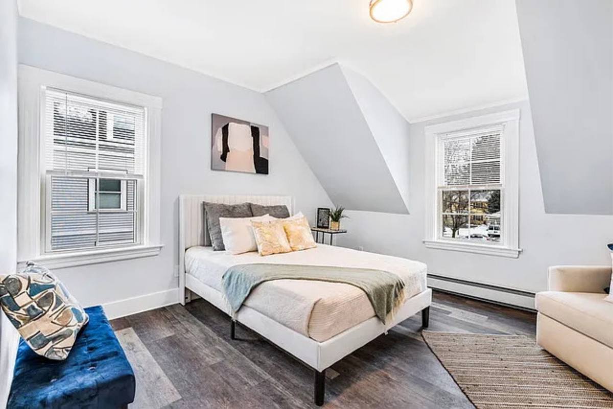 Apartment for rent at 48 Sever St, Worcester, MA 01609