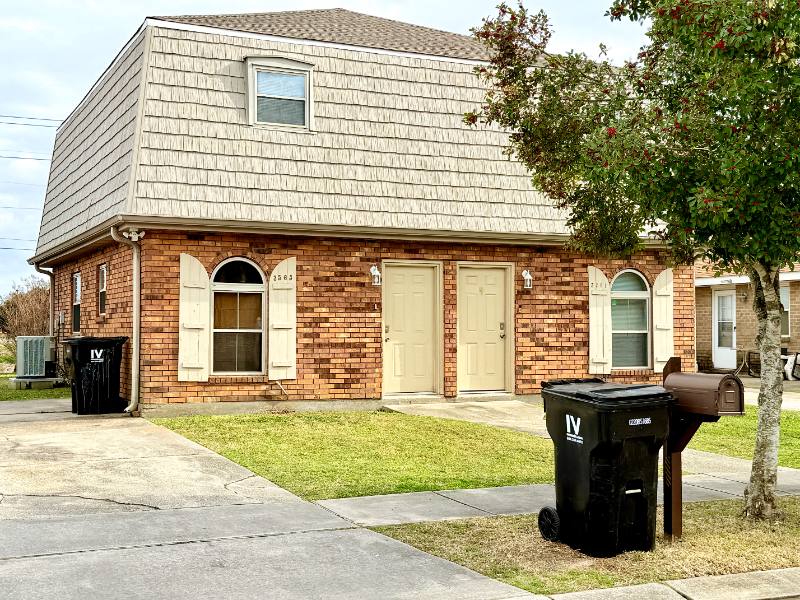 Apartment for rent at 3563 Kings Dr, Chalmette, LA 70043