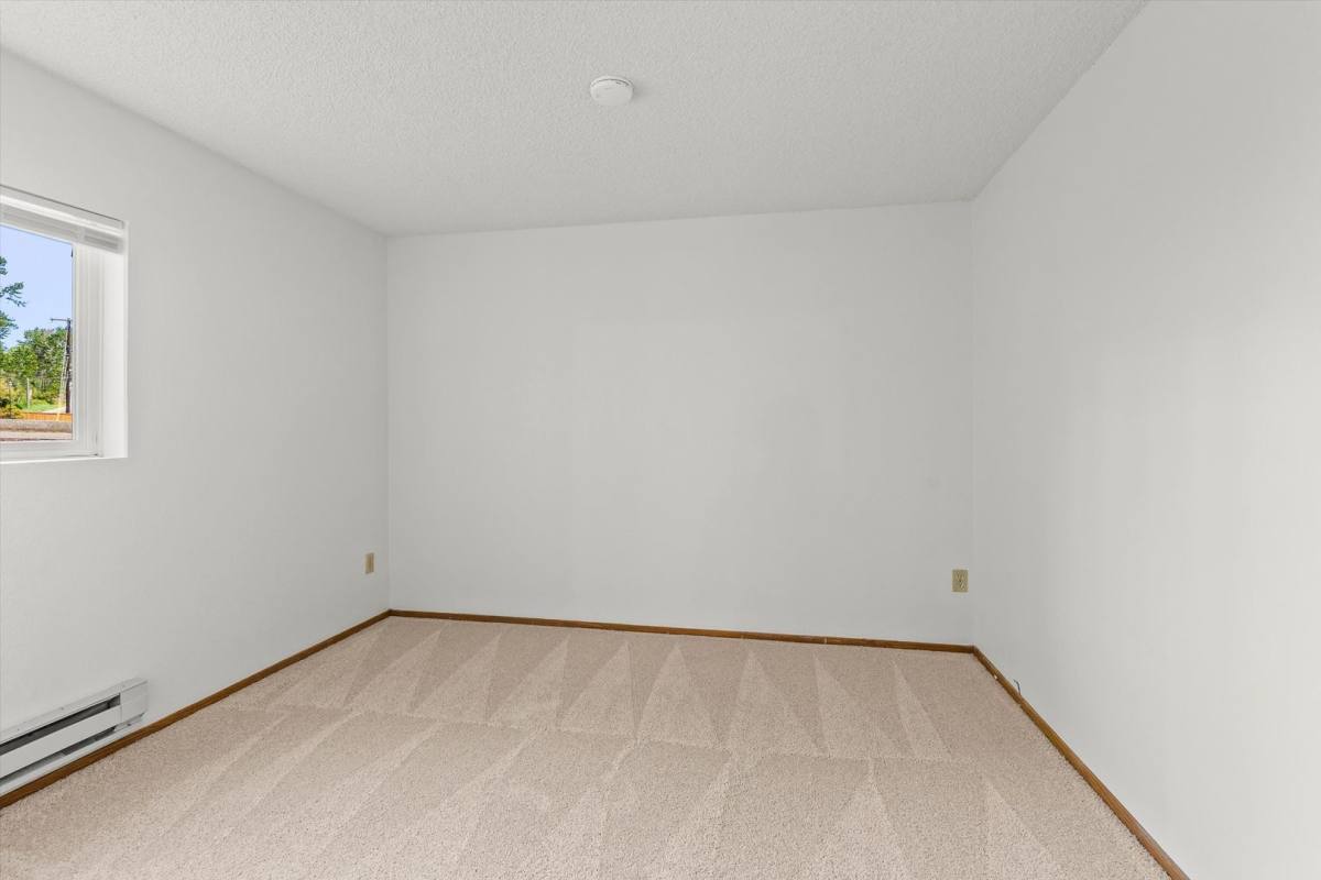 Condo for rent at 19855 25th Ave NE, Seattle, WA 98155